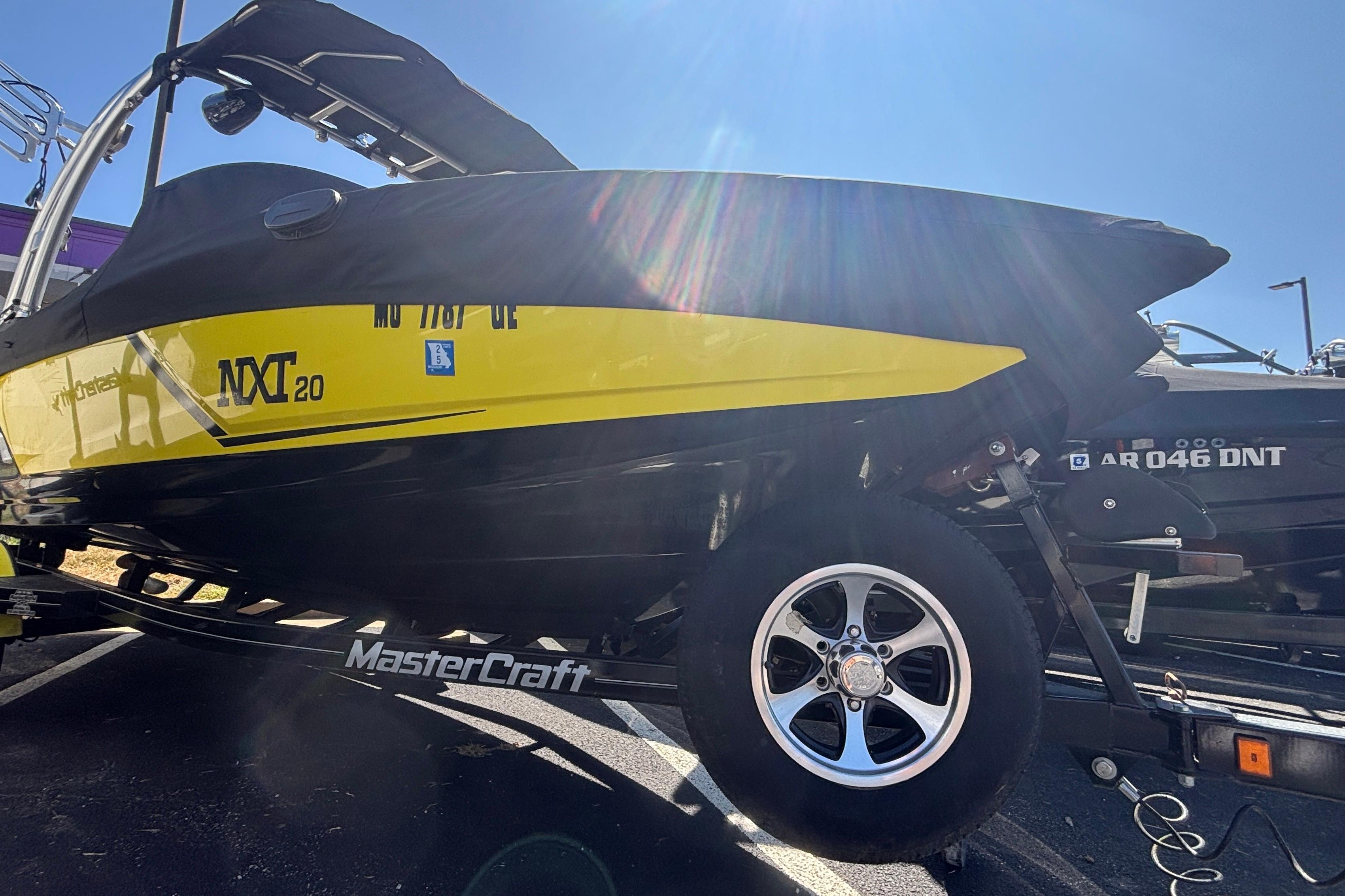2015 MasterCraft NXT20