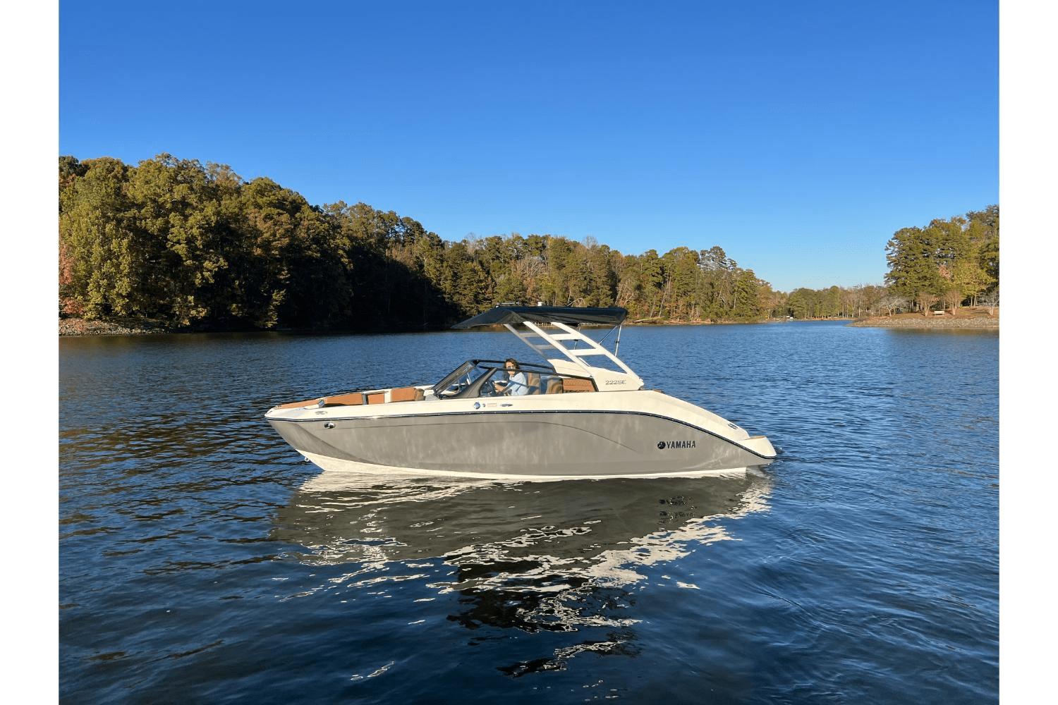 2025 Yamaha Boats 222SE