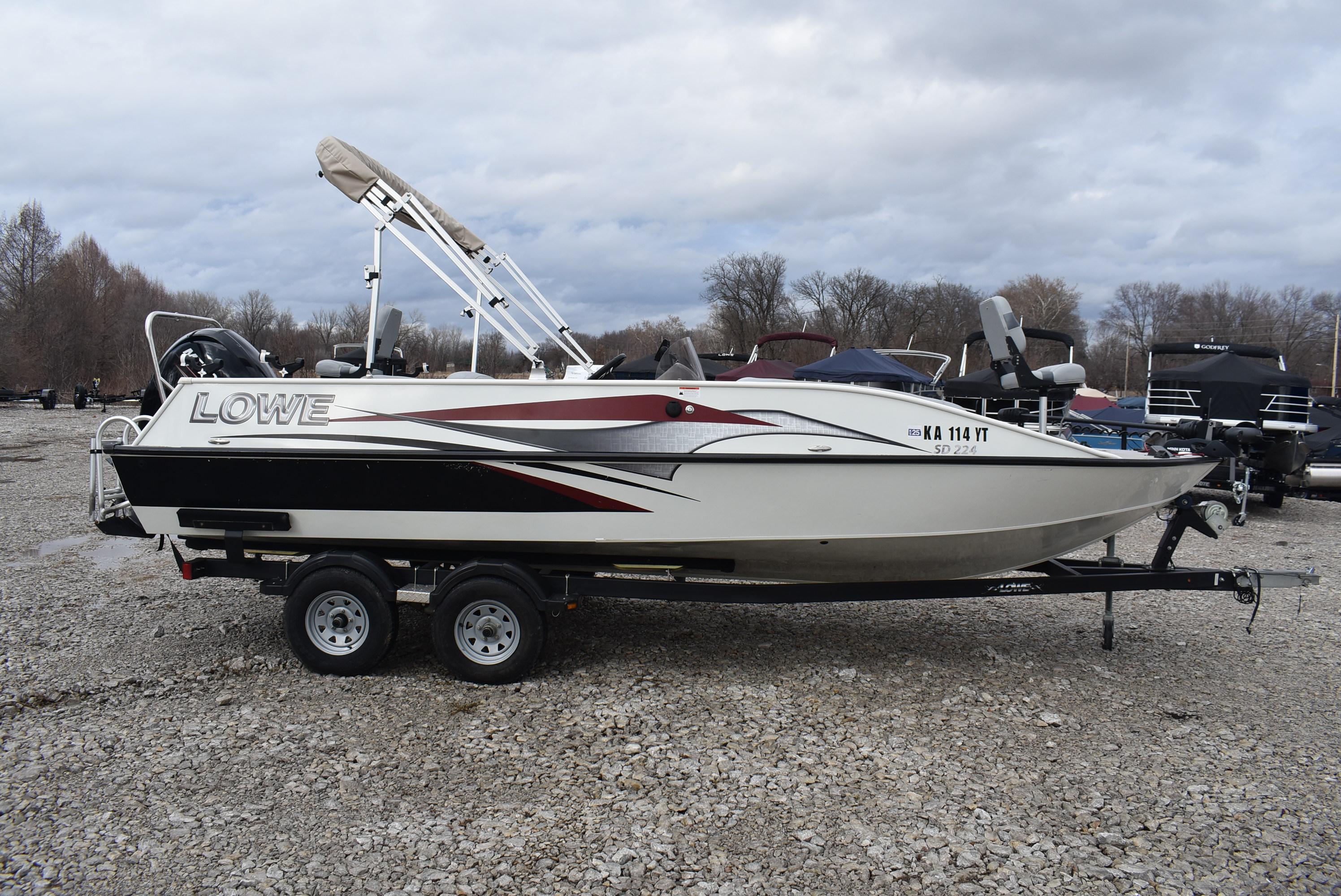 Lowe 224 Sport Deck boats for sale