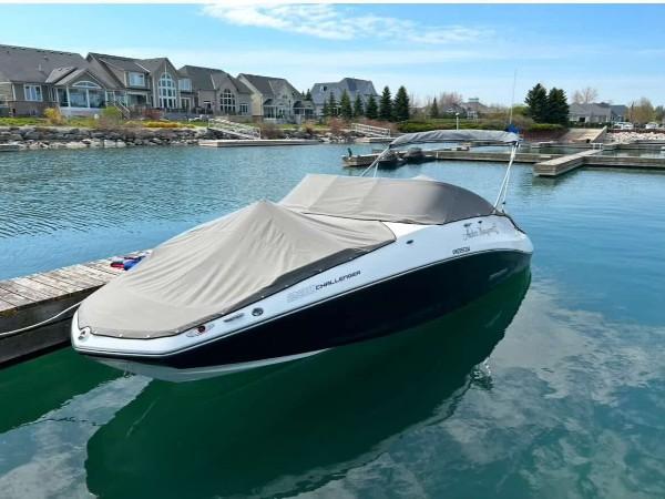 2011 Sea-Doo Sport Boats 230 Challenger SE