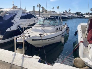 2012 Boston Whaler 28 HT Conquest