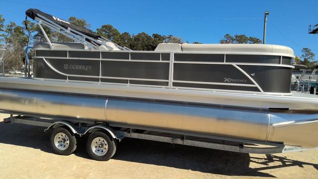 Godfrey Marine Xperience 2286 SBX 27" iMPACT Center Tube Package