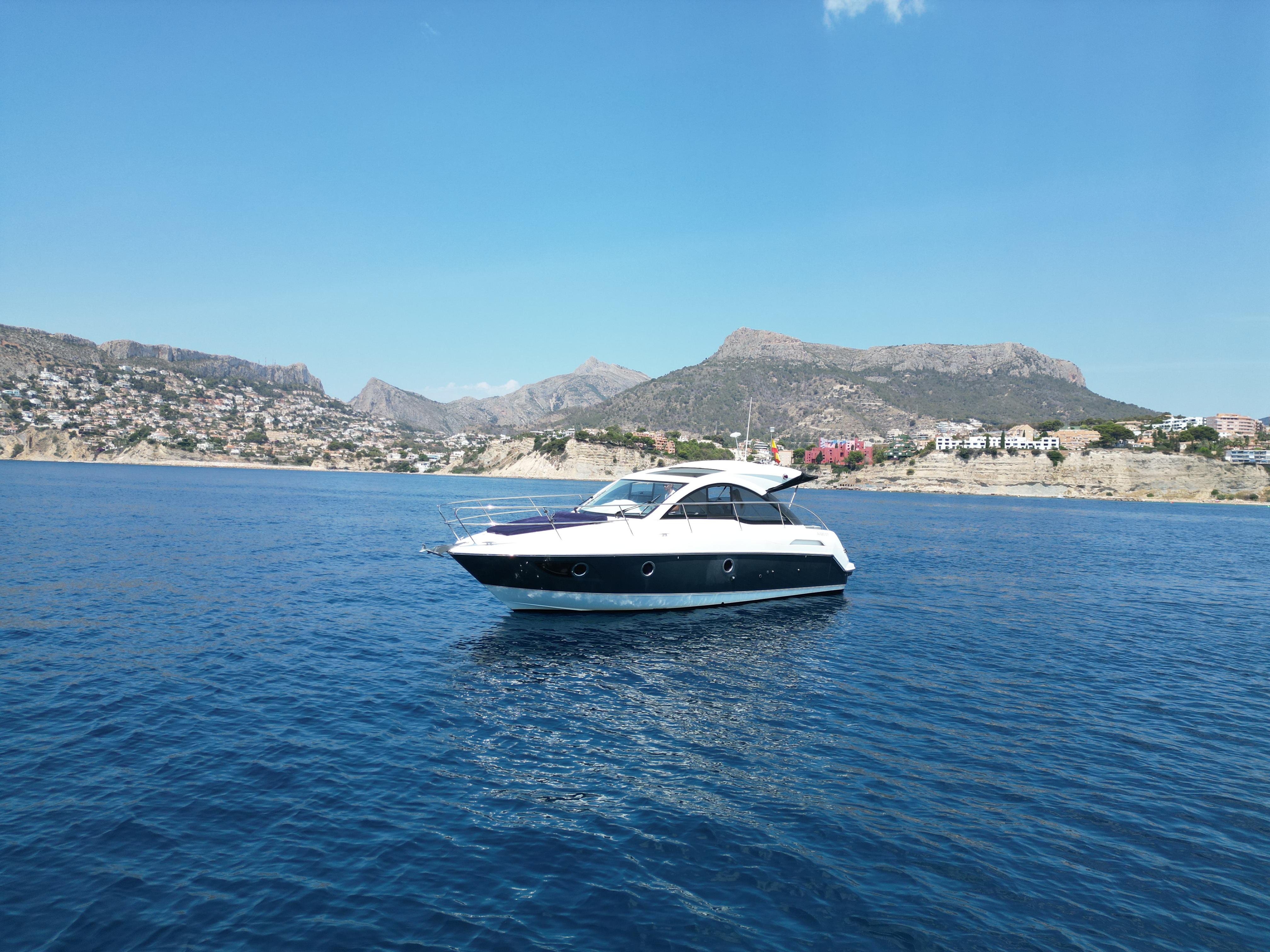 2011 Beneteau Flyer GT 34