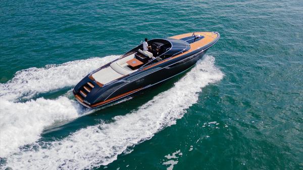 2017 Riva Rivamare 38