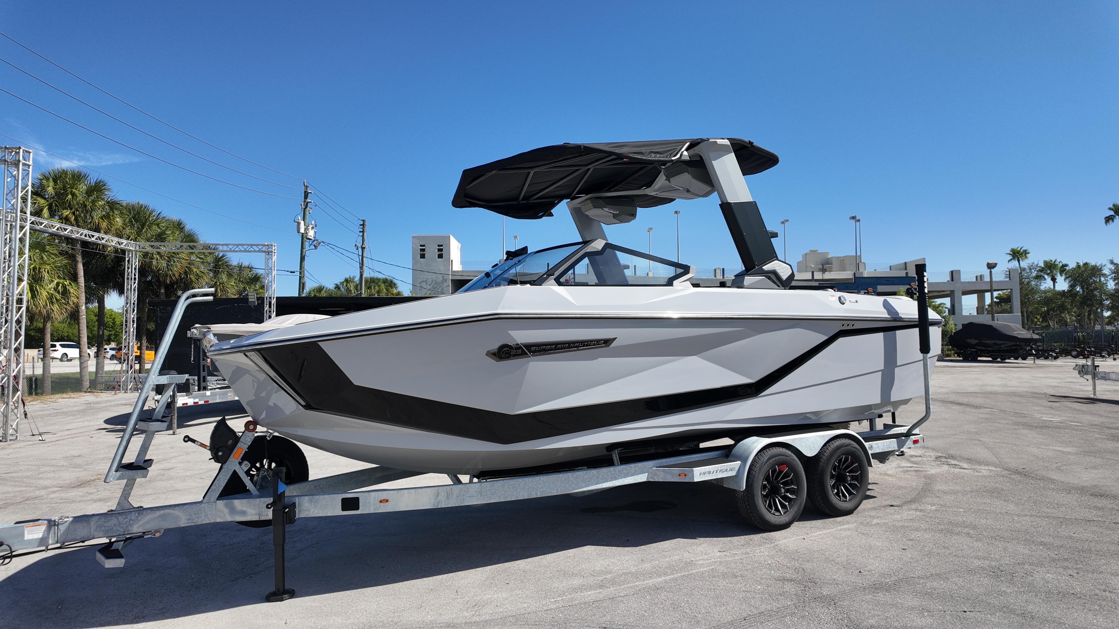 2026 Nautique Paragon G23