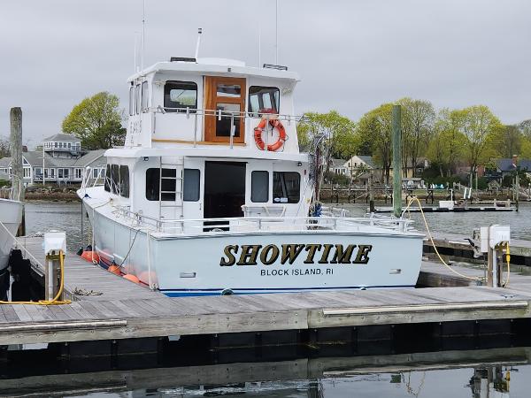 Tuna boat shop