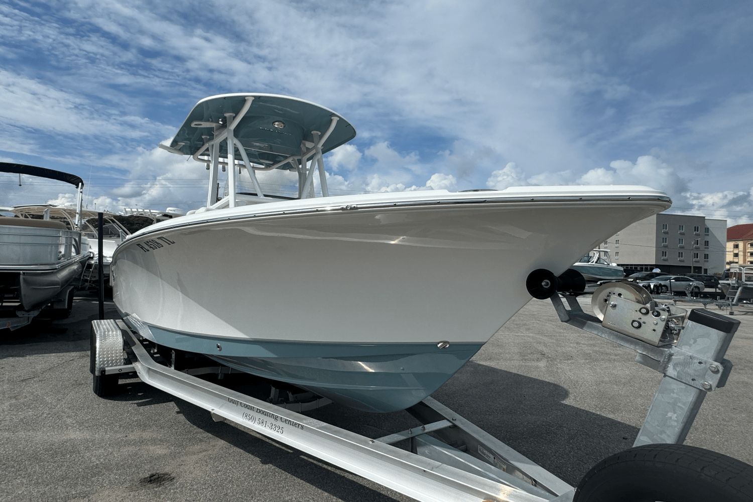 2023 Sea Hunt 234 ultra