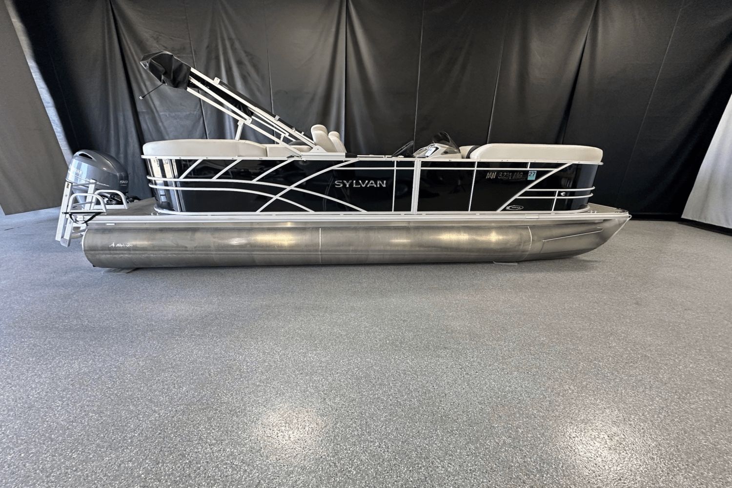 2022 Sylvan 822 LZ SE