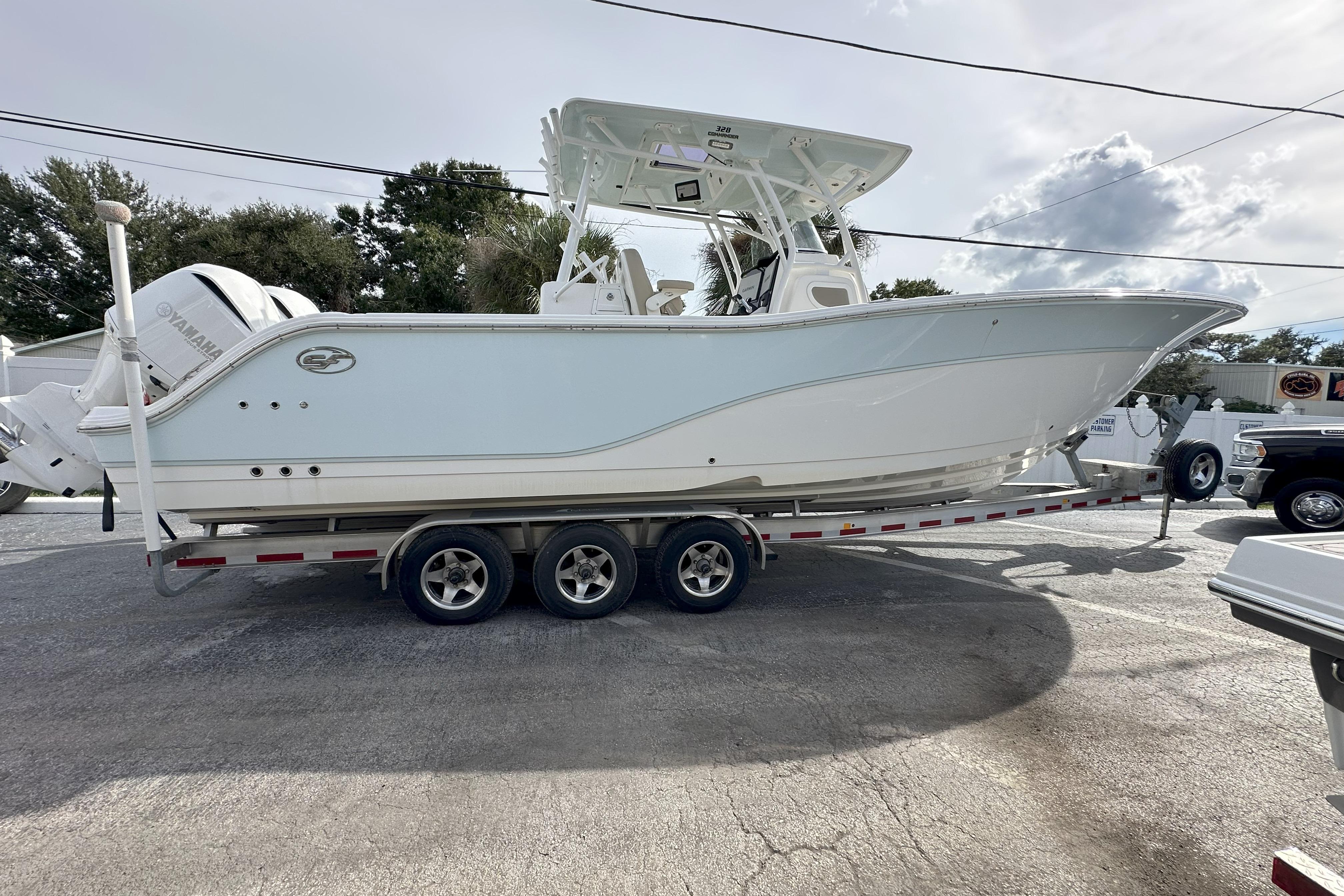 2018 Sea Fox 328 Commander