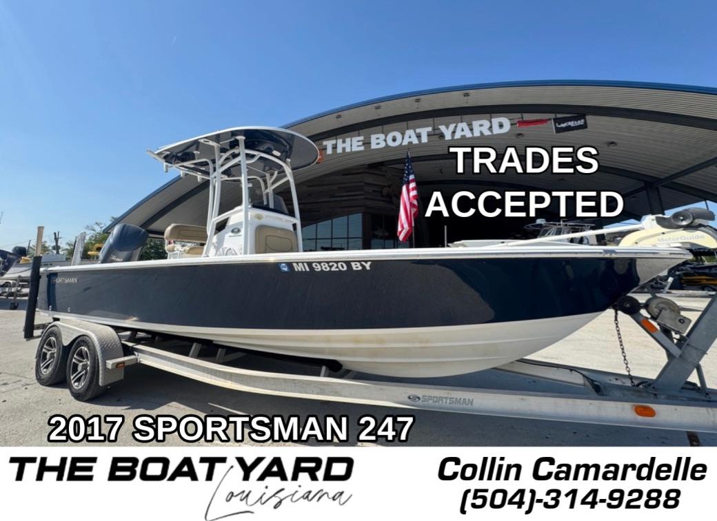 Sportsman Masters 247 Bay Boat