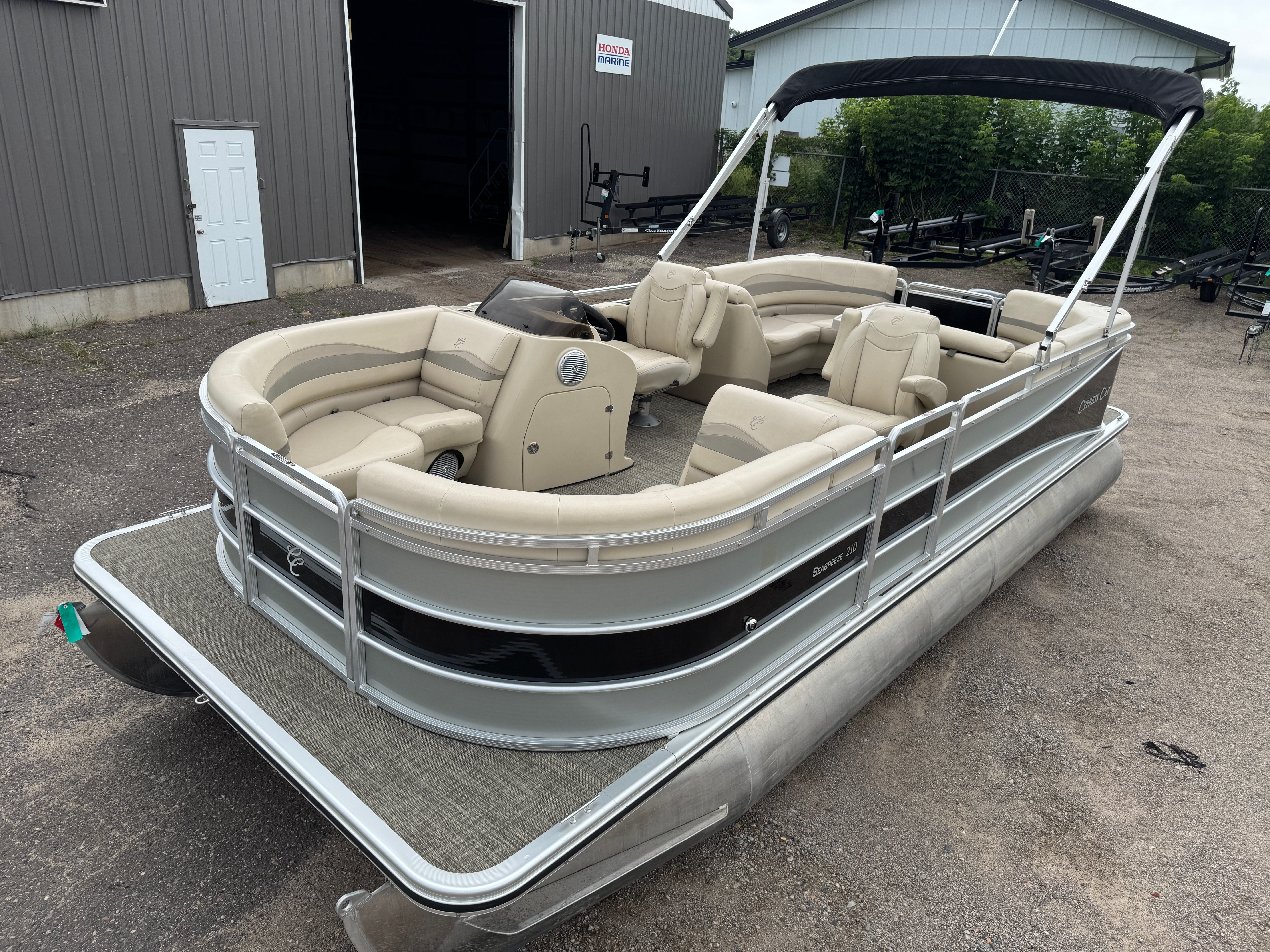 2016 Cypress Cay SeaBreeze 210 Pontoon