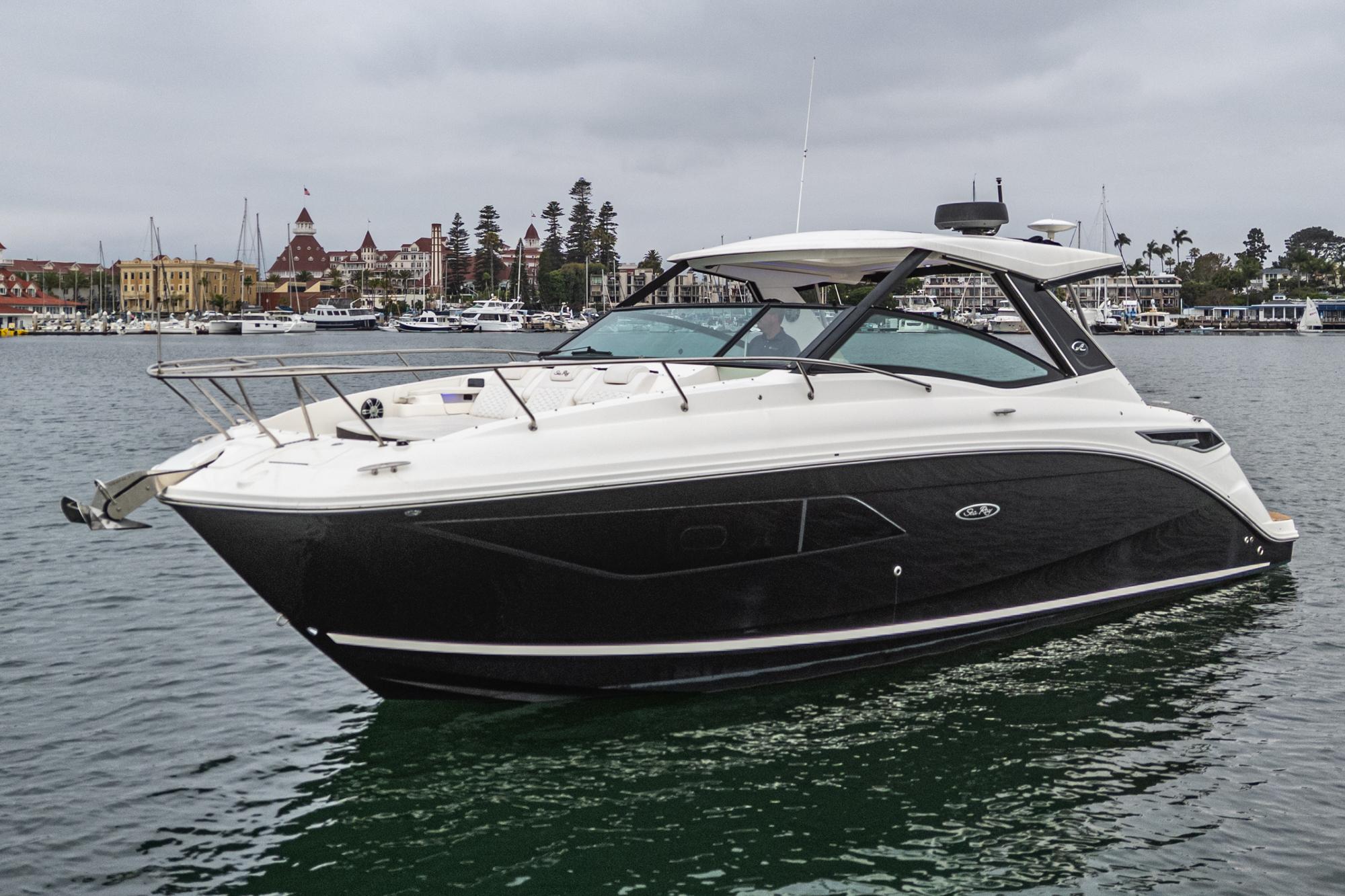 2020 Sea Ray Sundancer 320