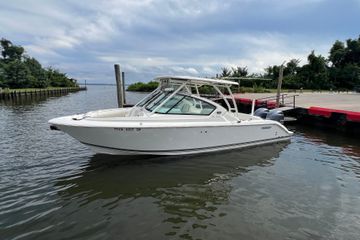 2021 Pursuit DC 266 Dual Console