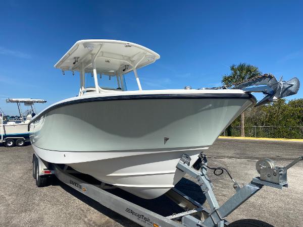 2011 Edgewater 268CC
