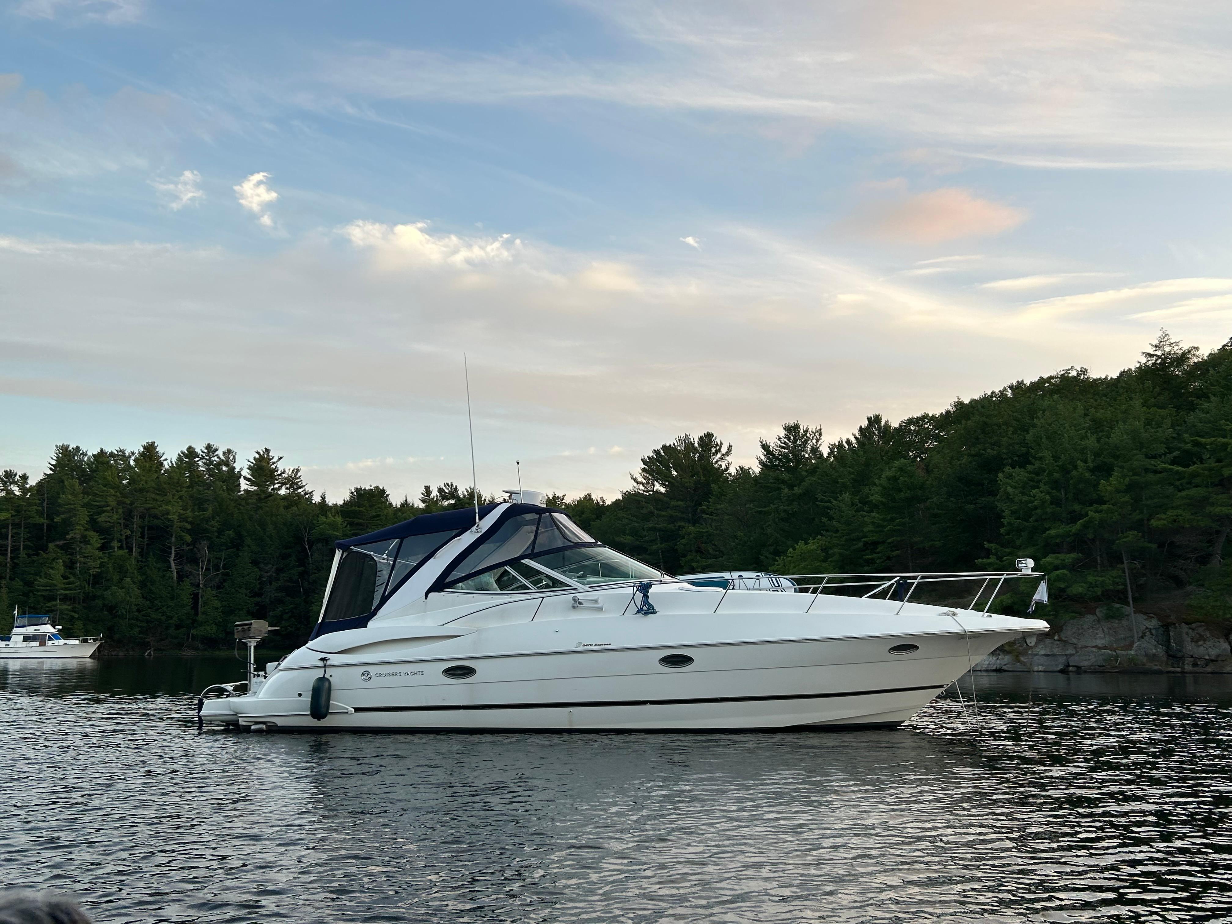 2003 cruisers yachts 3470