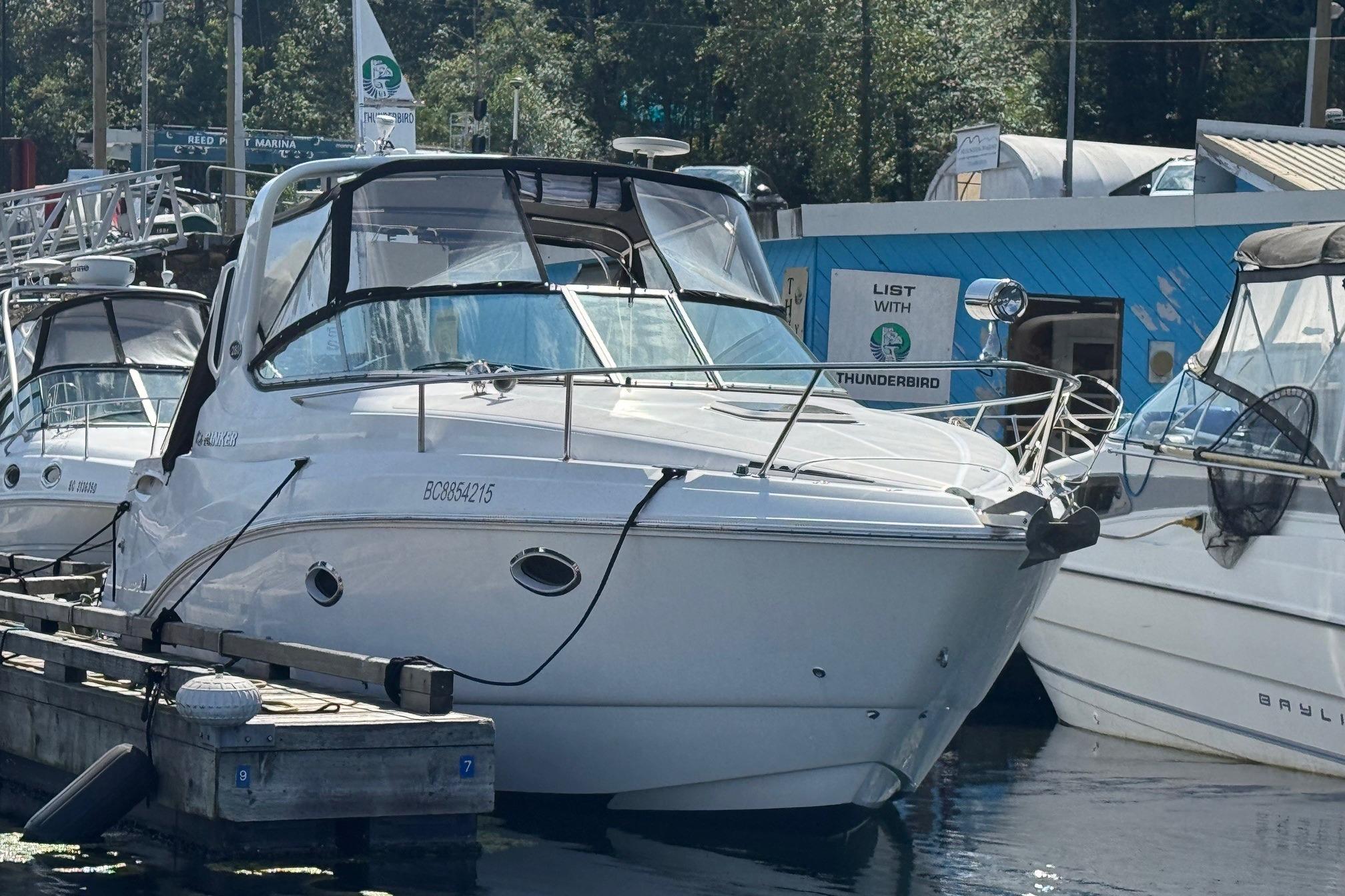 2008 Rinker 280 Express Cruiser