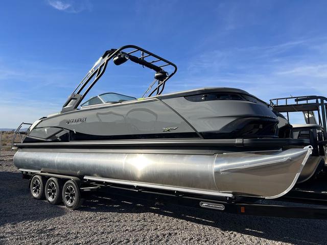2024 Godfrey Marine XP 2700 W