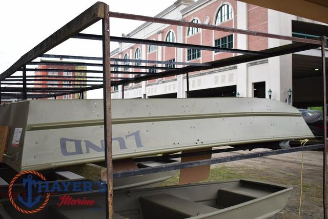 2025 Lund 1040 Jon Boat Tiller