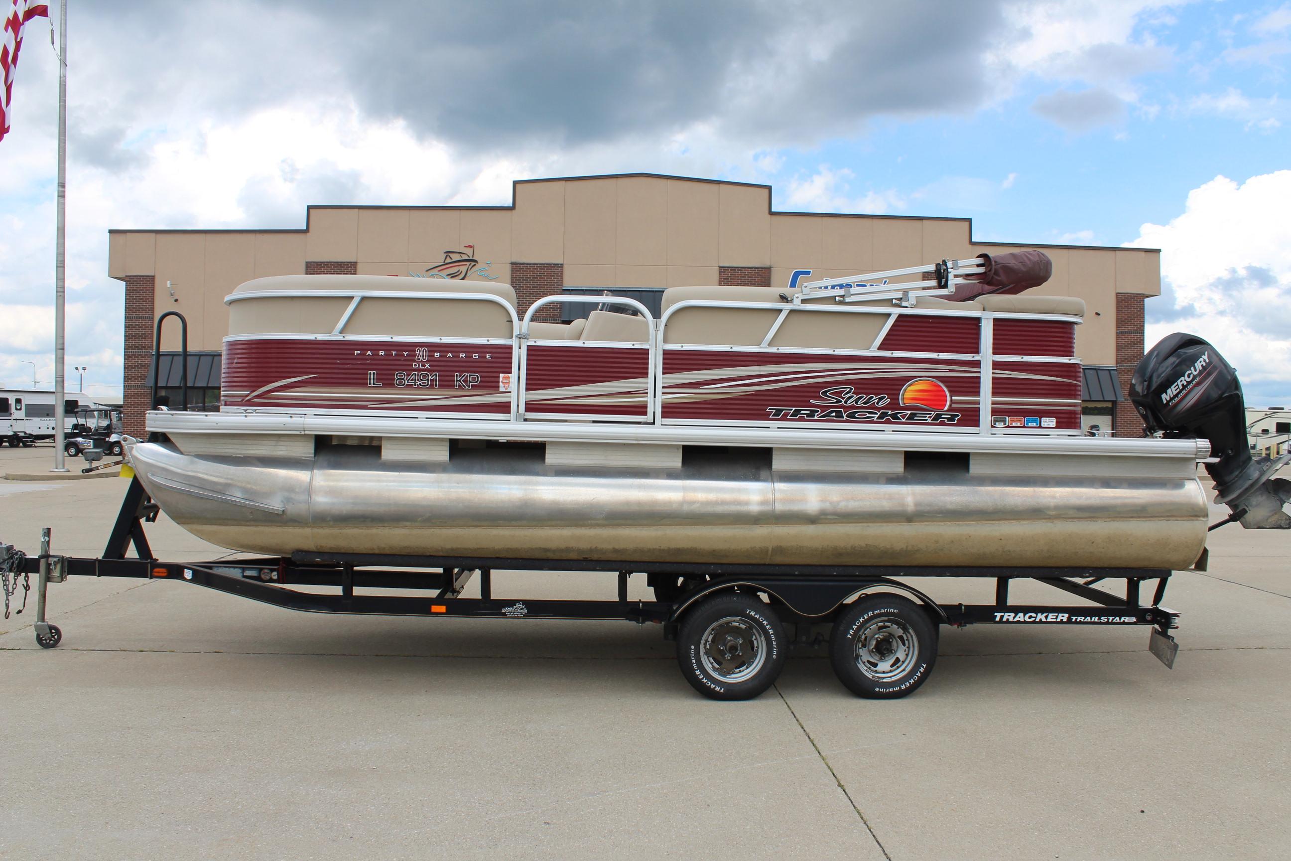2013 Sun Tracker Party Barge 20 DLX