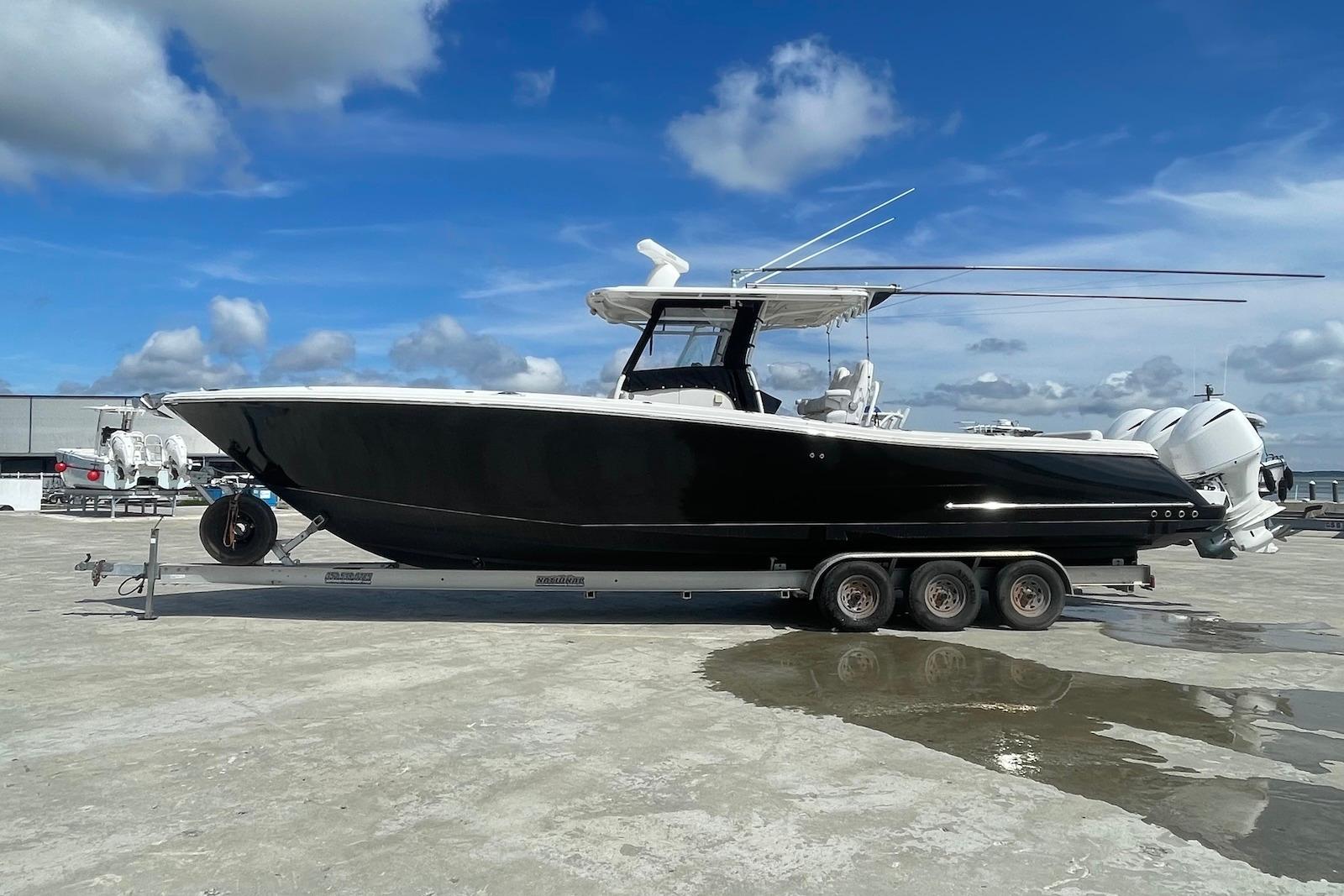 2008 Edgewater 370CC
