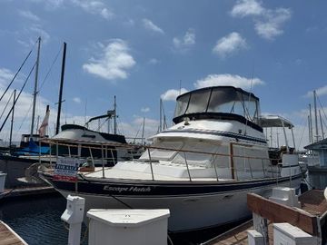 1984 Spindrift 39 ft. Aft Cabin Twin Diesel