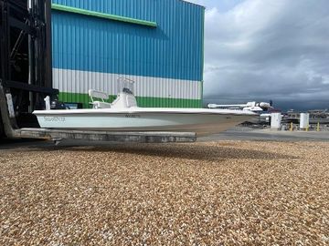 2005 ShearWater 2200