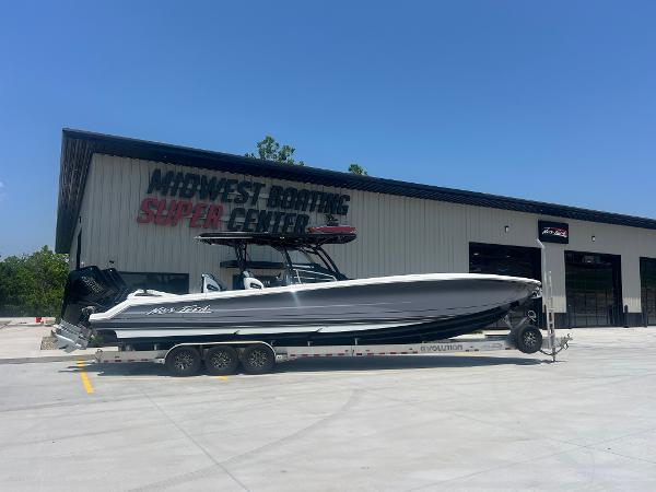 Nor-Tech 390 Sport Center Console 2025 Nor-Tech 390 Sport Center Console boat on trailer at Midwest Boating Super Center.