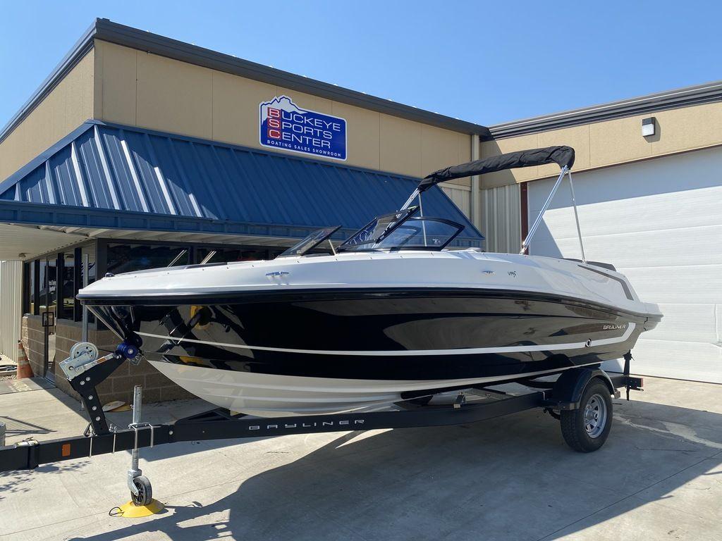 2022 Bayliner VR5 Bowrider, Peninsula Ohio - boats.com