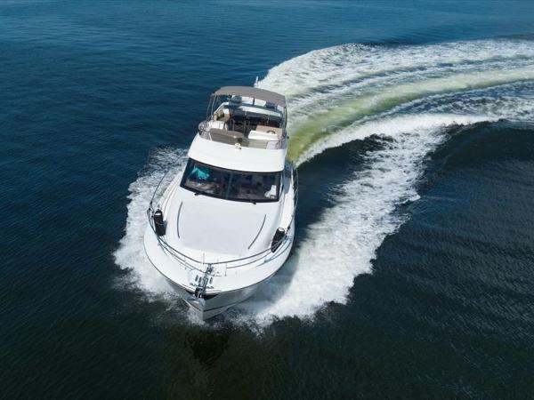 2015 Prestige 550 Flybridge