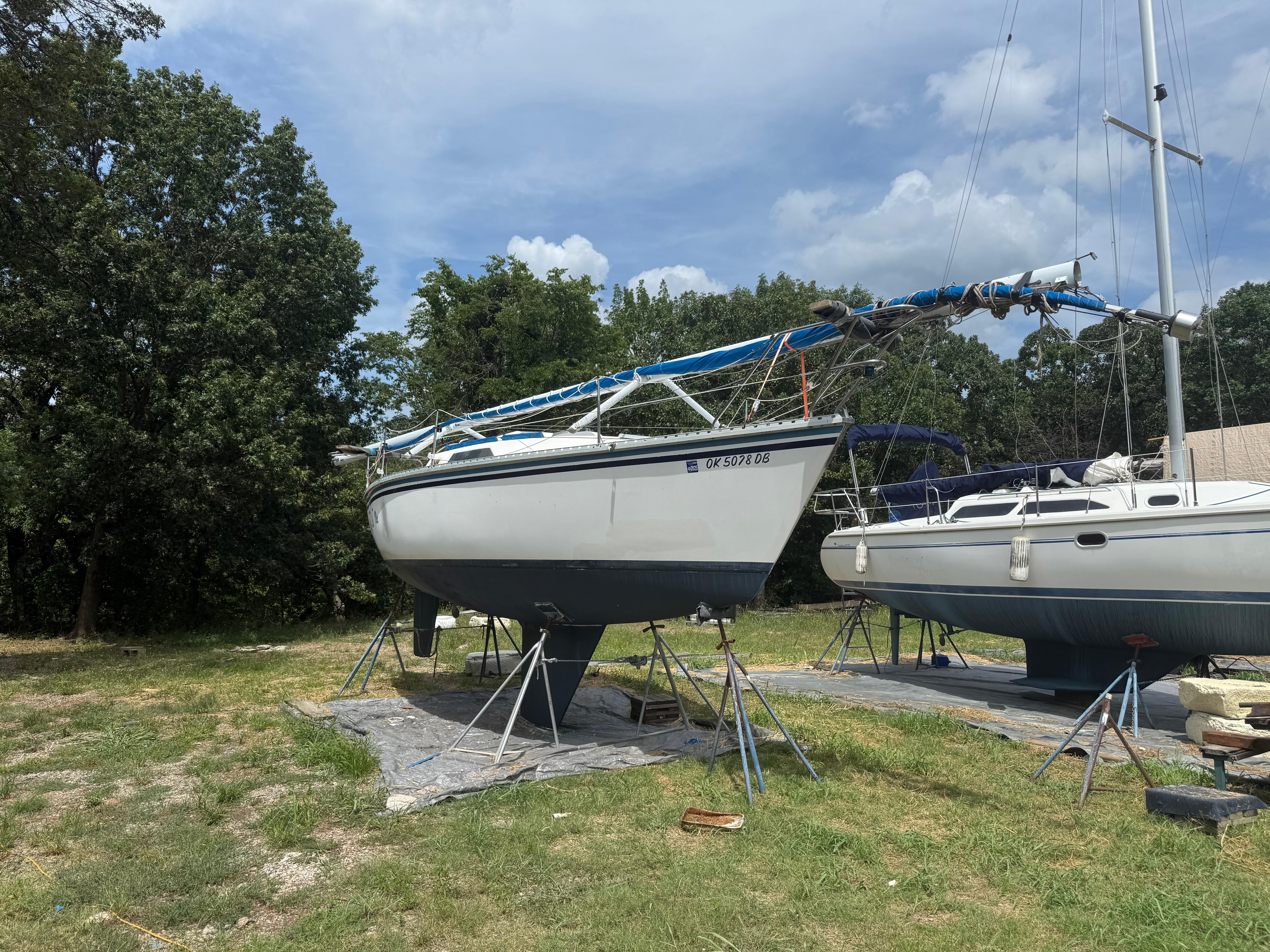 1986 Hunter 28.5