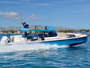 2022 Axopar 37 Sun Top