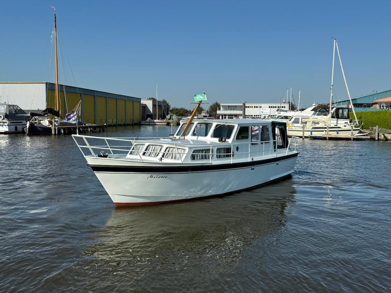 1988 Aquanaut 1000 OK