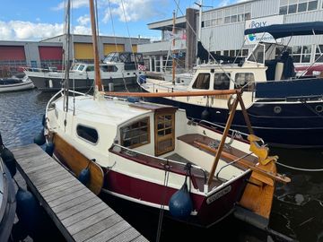1985 BAARDA GRUNDEL 750