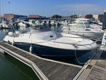 2010 Jeanneau Cap Camarat 755 WA