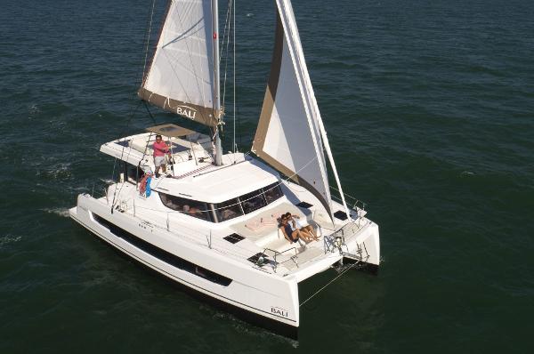 Boat Review by Multihulls World of: Catamaran Catana 62
