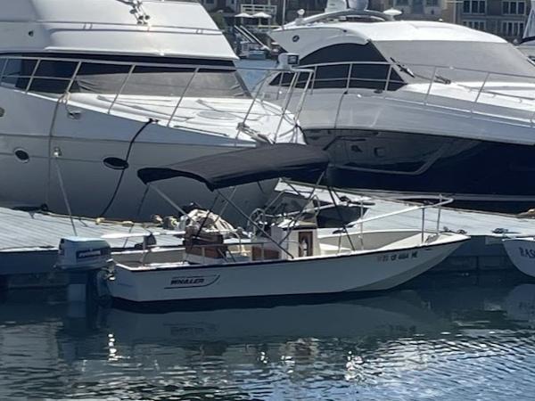 Boston Whaler 17 Montauk