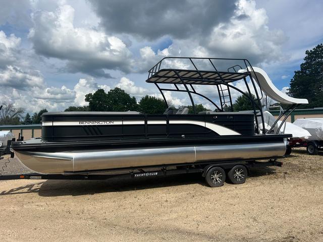Bennington 26 LSRTD - Double Decker - Tritoon