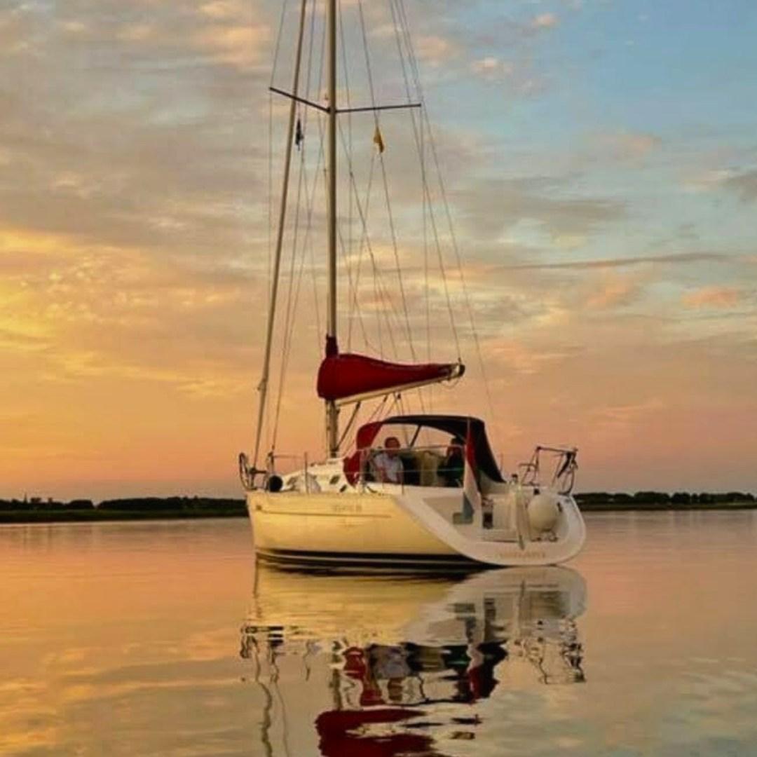 1999 Beneteau Oceanis 311
