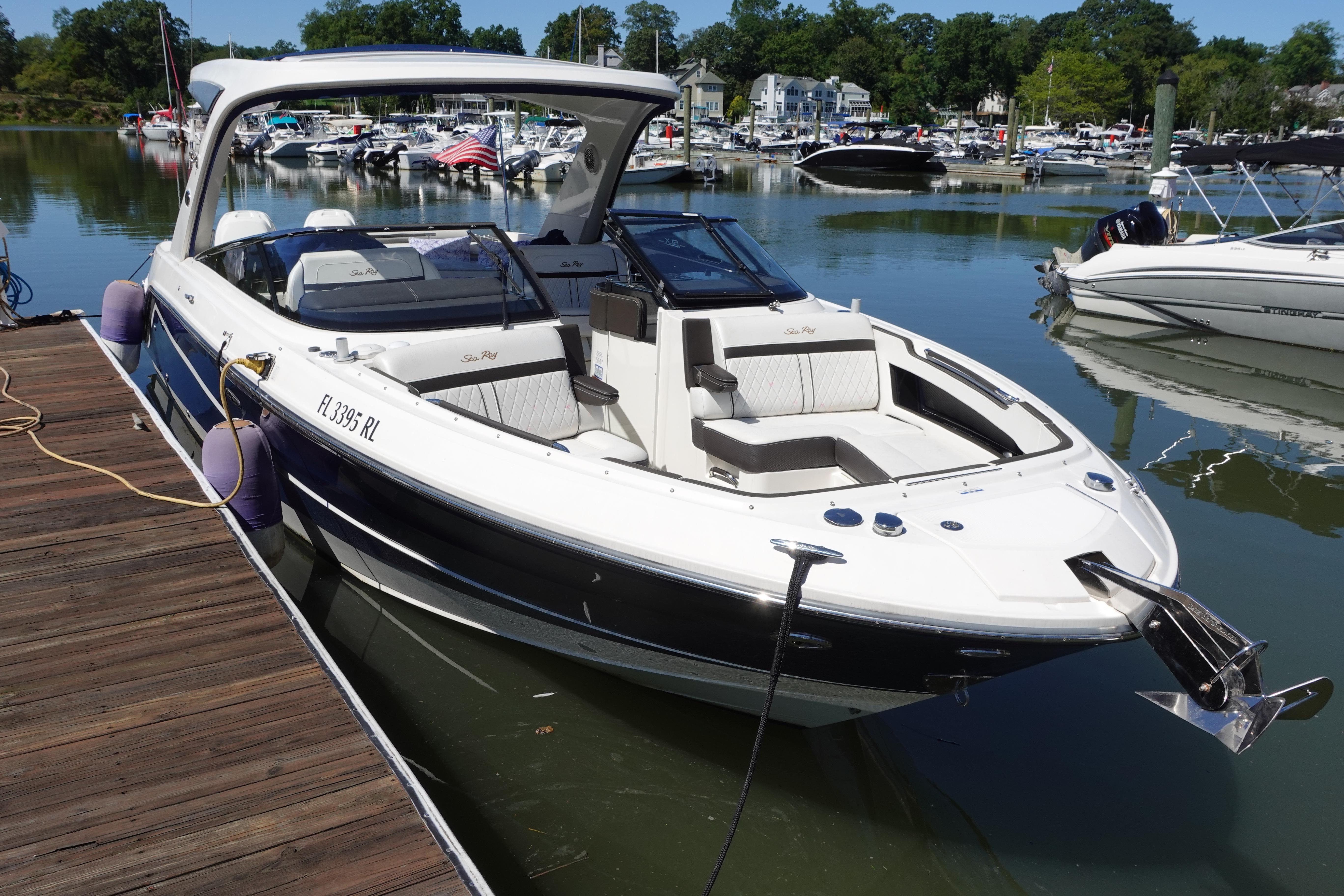 2018 Sea Ray SLX 310 Outboard