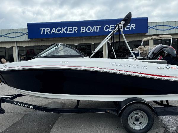 Tahoe 185 S 2024 Tahoe 185 S boat at Tracker Boat Center dealership.