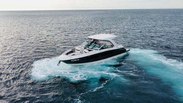 2018 Four Winns Horizon 350