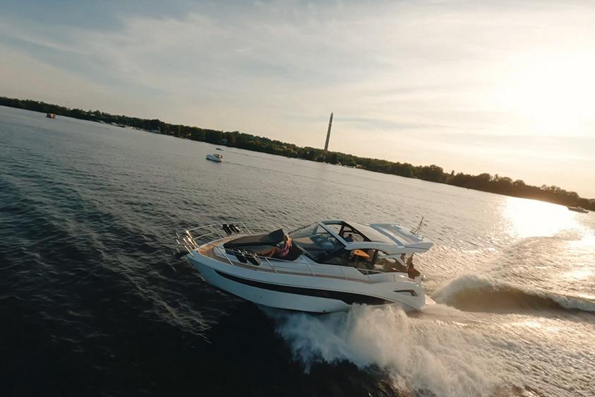 2021 Galeon 425 HTS