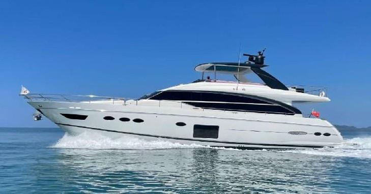 2015 Princess 82 Motor Yacht