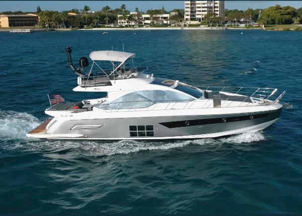 2021 Azimut S6 Sports Fly
