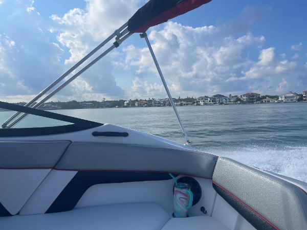 2012 Yamaha Boats 212SS