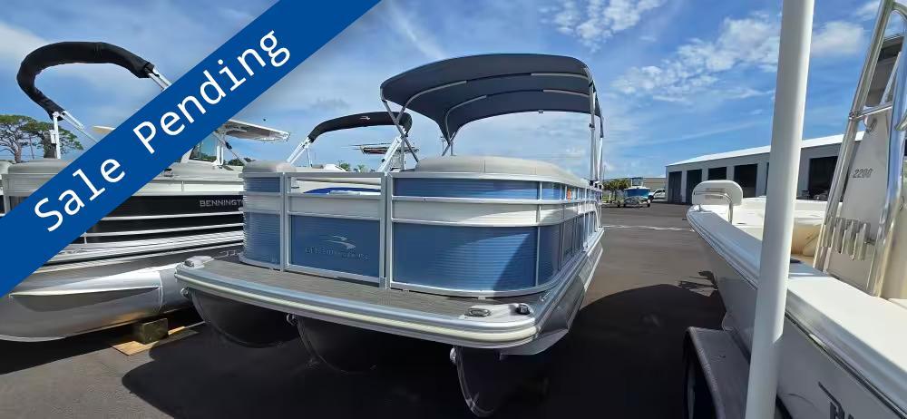 Bennington 20 SX