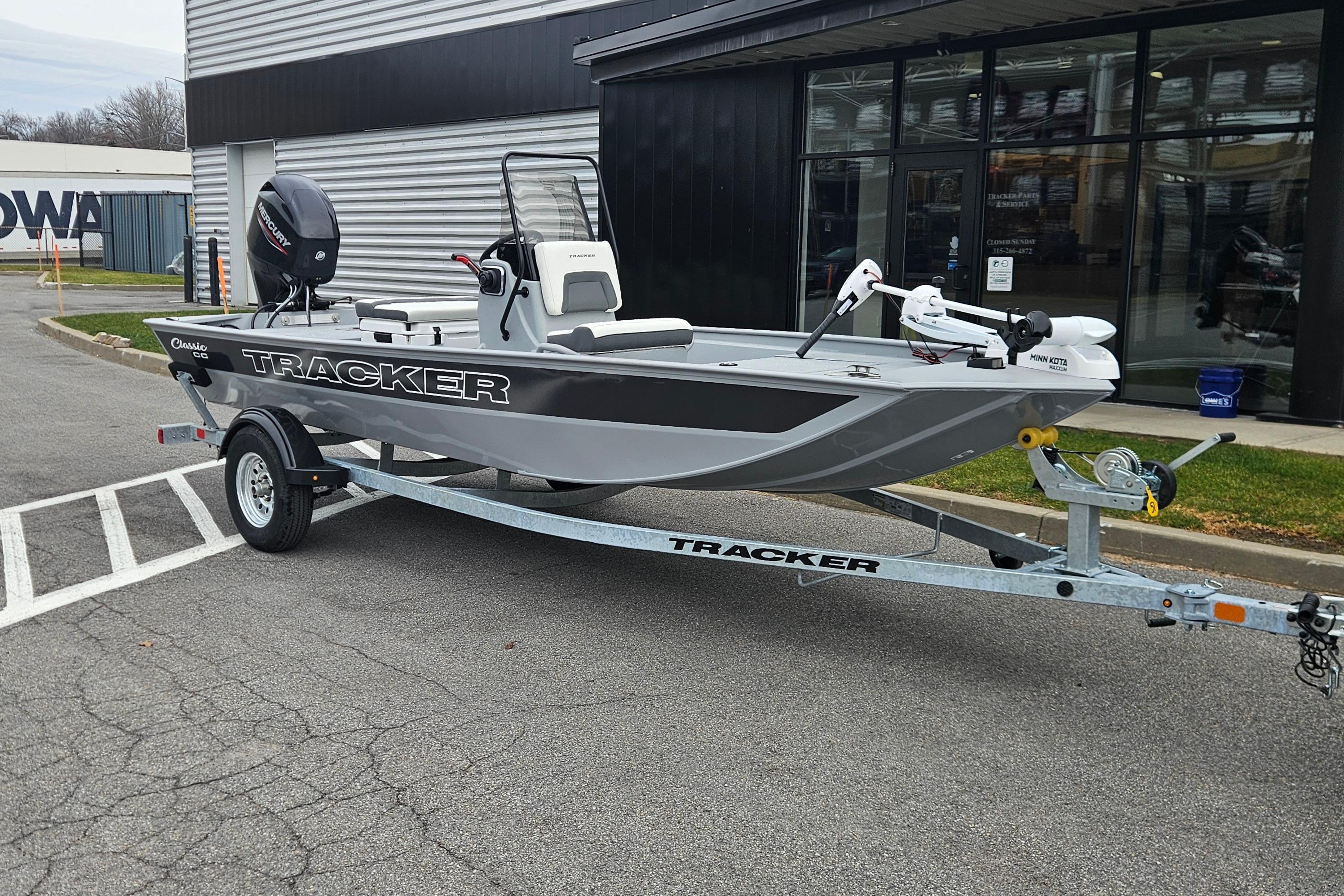 2026 Tracker Bass Tracker Classic CC