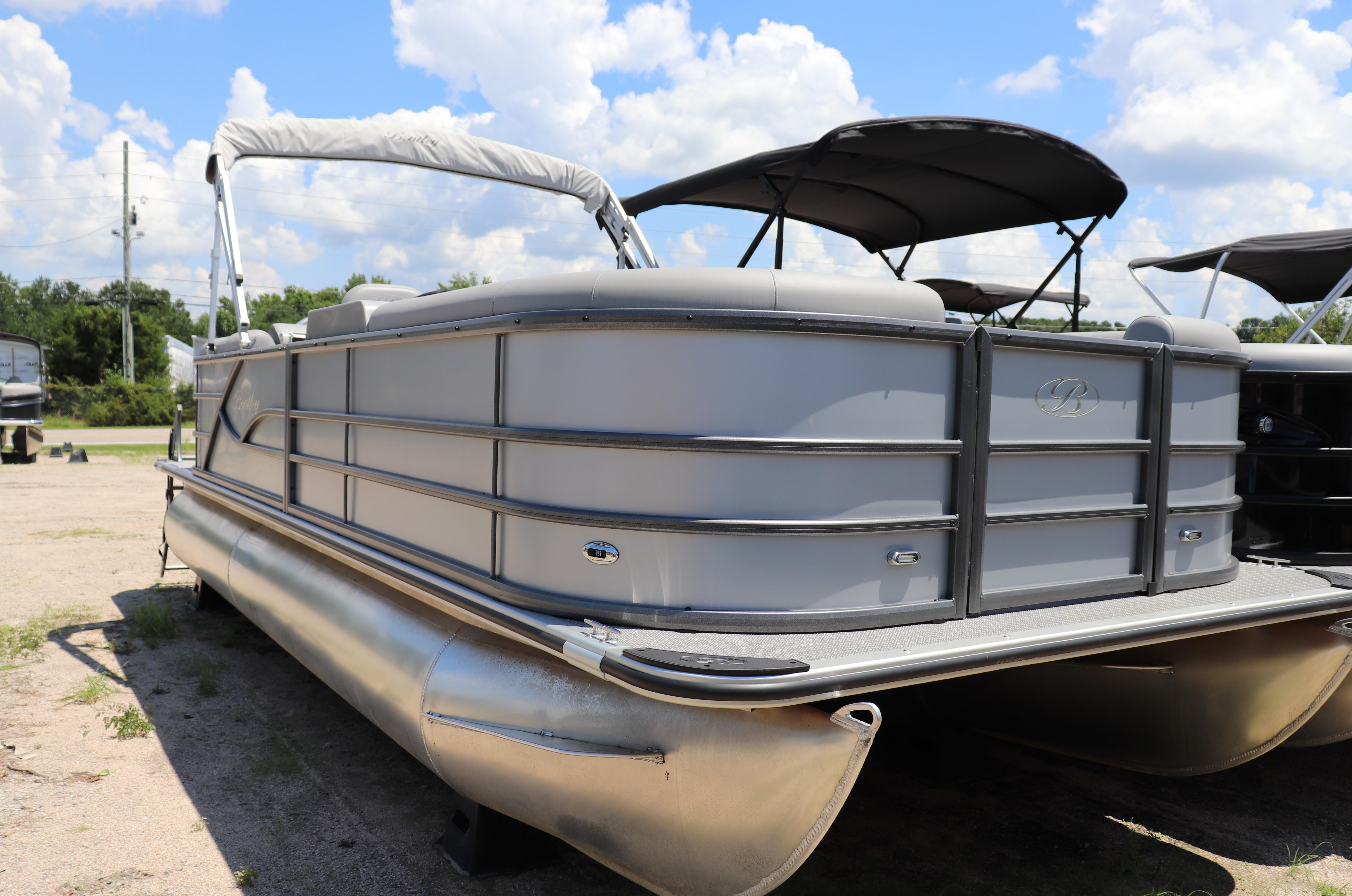 2025 Bentley Pontoons 220 navigator