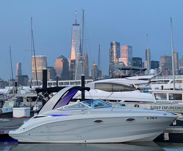 2021 Crownline 264 CR