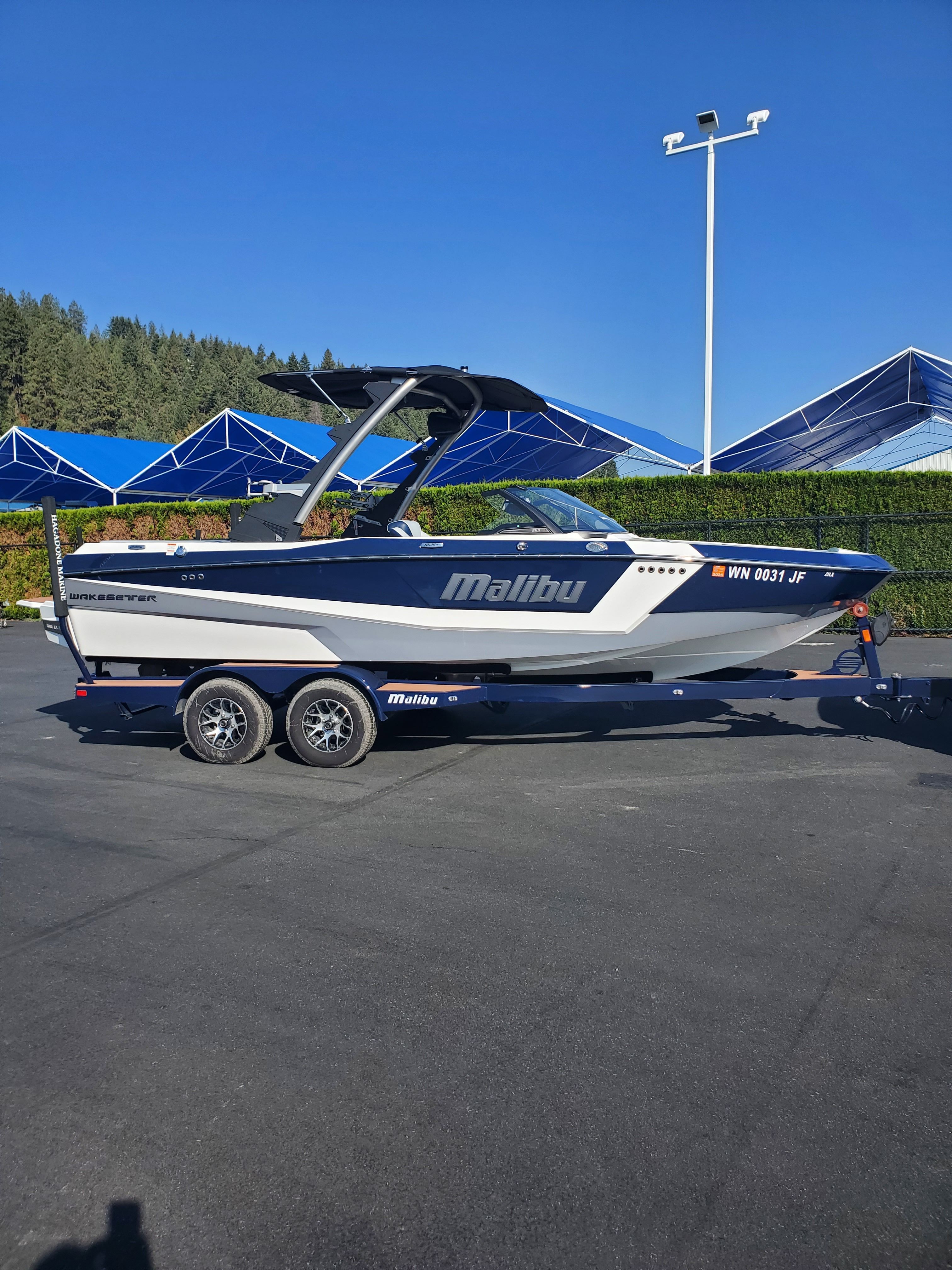 2023 Malibu Wakesetter 21 LX
